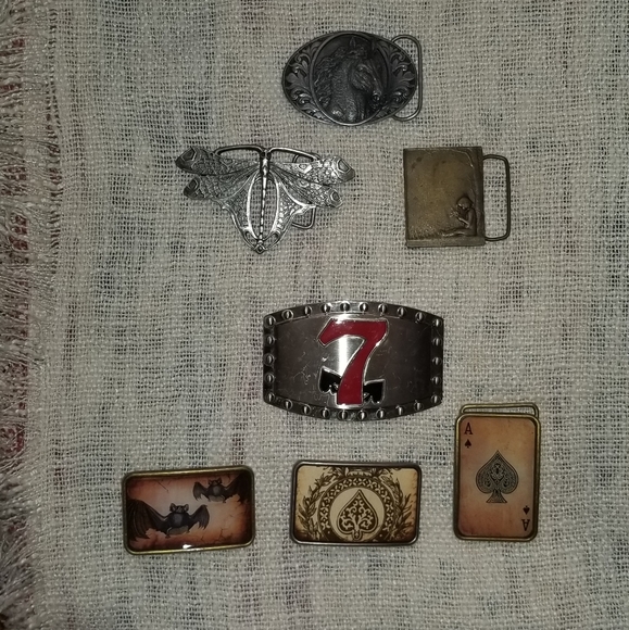 Accessories - Belt buckles.